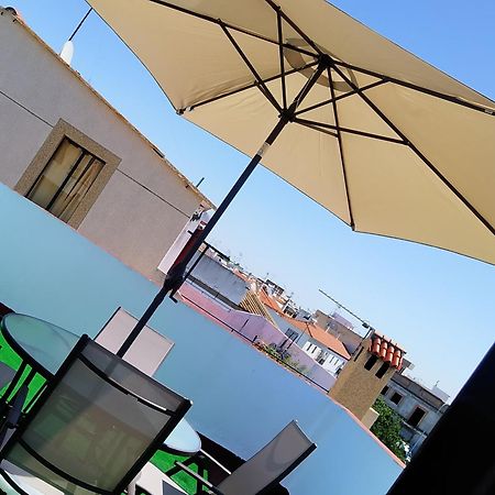 Hostal Casa Blanca Seville Exterior photo