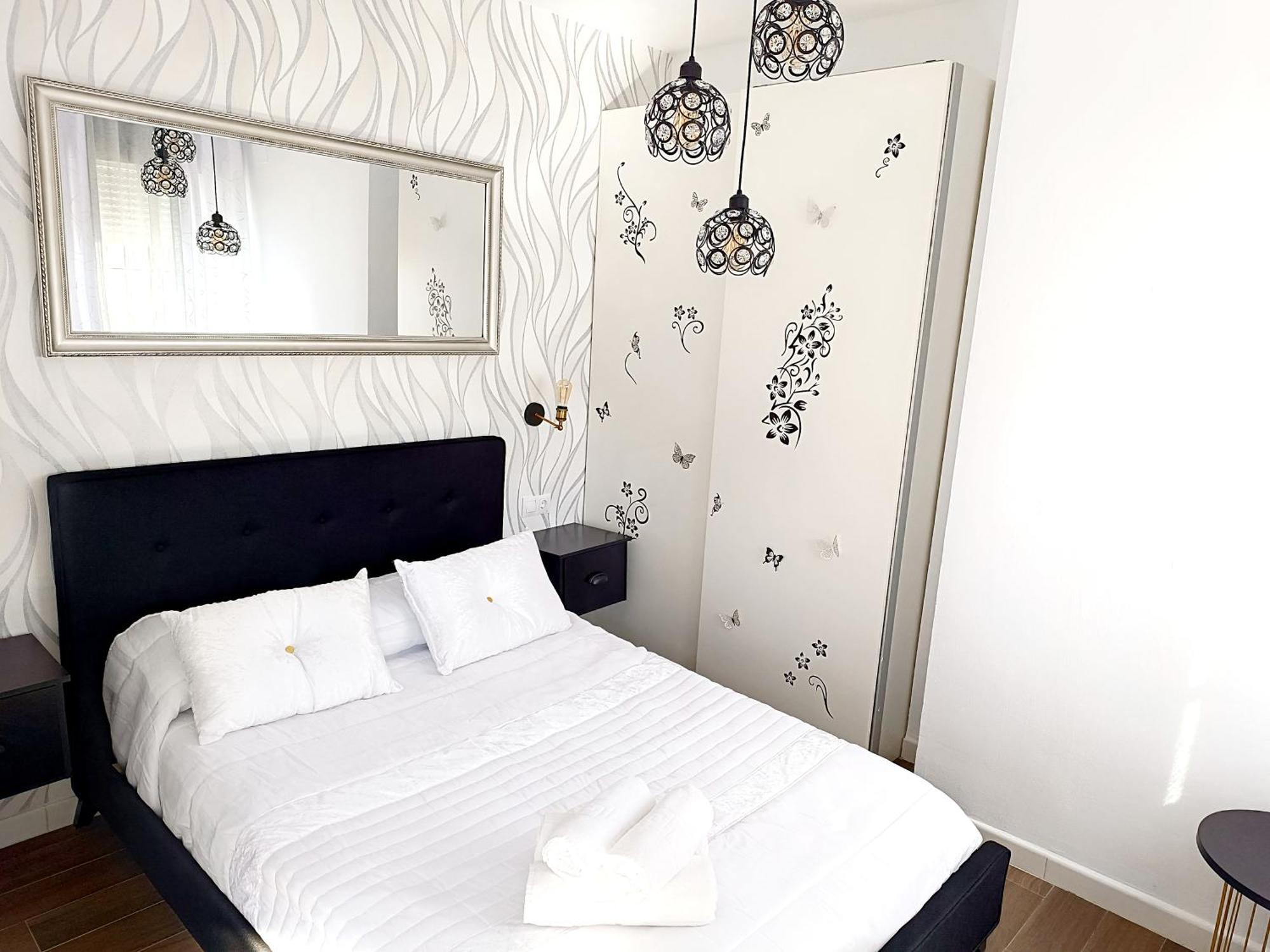Hostal Casa Blanca Seville Exterior photo