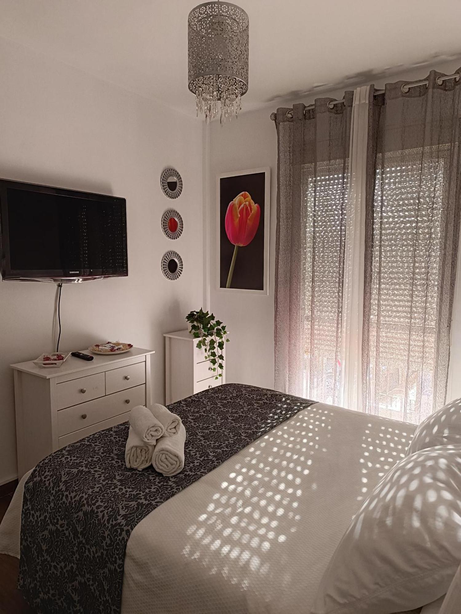 Hostal Casa Blanca Seville Exterior photo