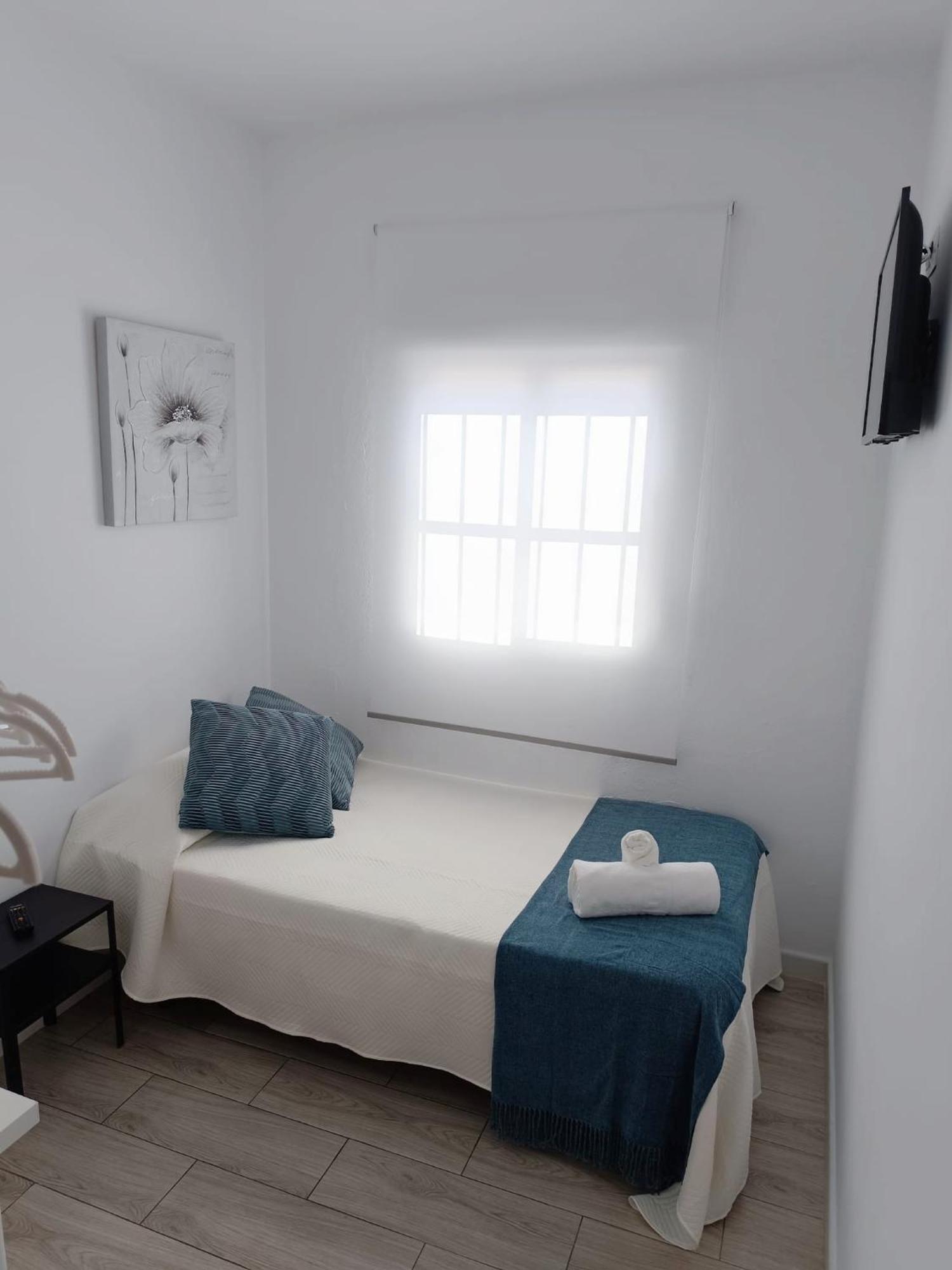 Hostal Casa Blanca Seville Exterior photo